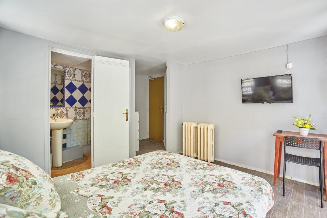 Le Petit Borda Hotel Париж Екстериор снимка