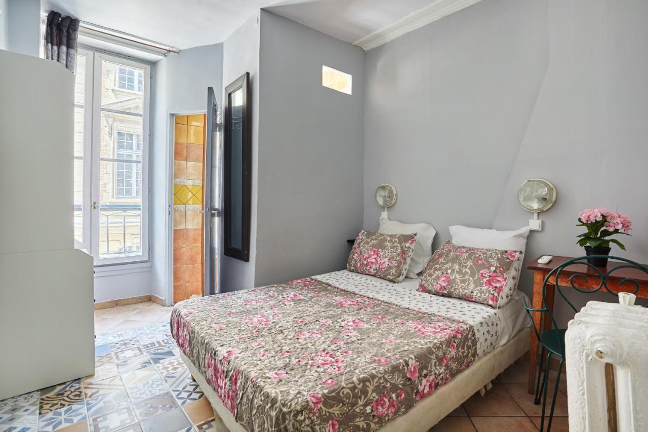 Le Petit Borda Hotel Париж Екстериор снимка