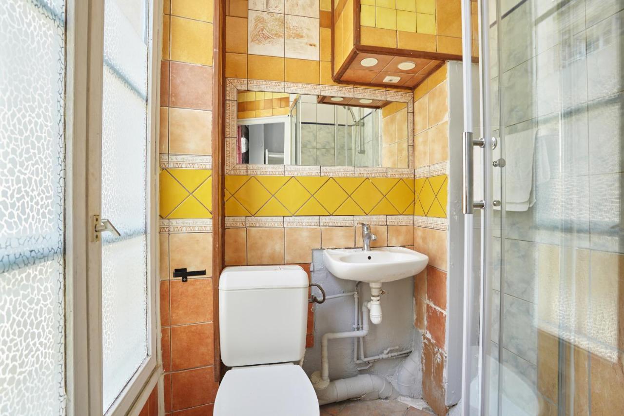 Le Petit Borda Hotel Париж Екстериор снимка